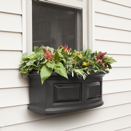 Mayne Nantucket Window Box 2' - Black 4829-B